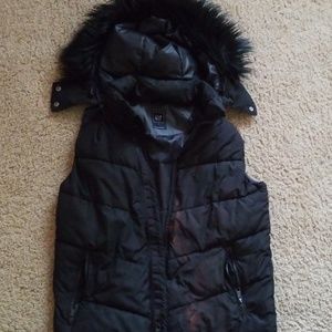 Gap hooded vest